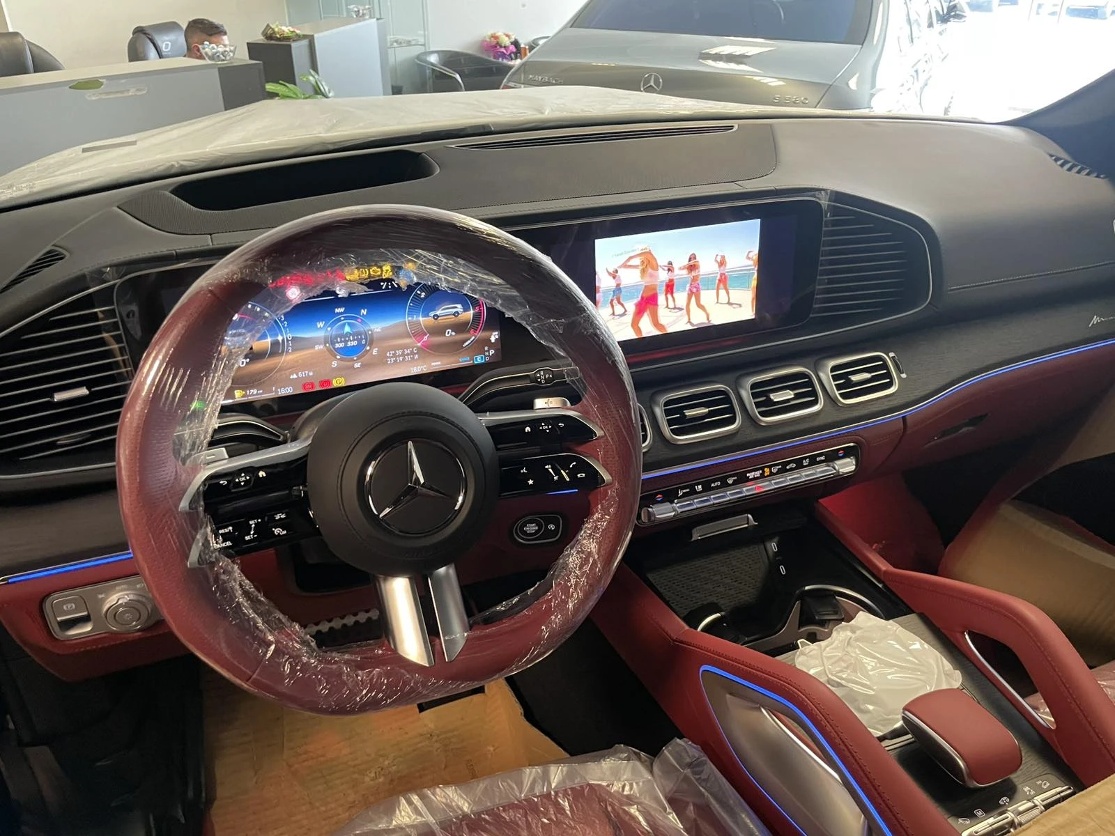 Mercedes-Benz GLS 450 d 4Matic New = MGT Conf= AMG Ultimate Гаранция - изображение 8