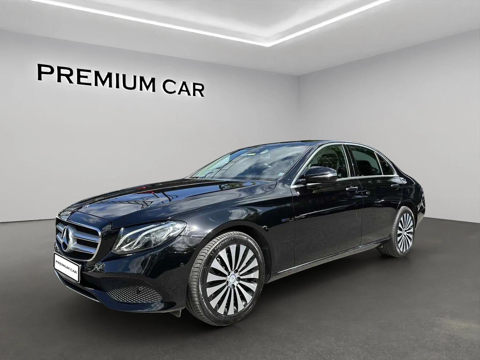Mercedes-Benz E 300 e Plug-in Hybrid - изображение 2