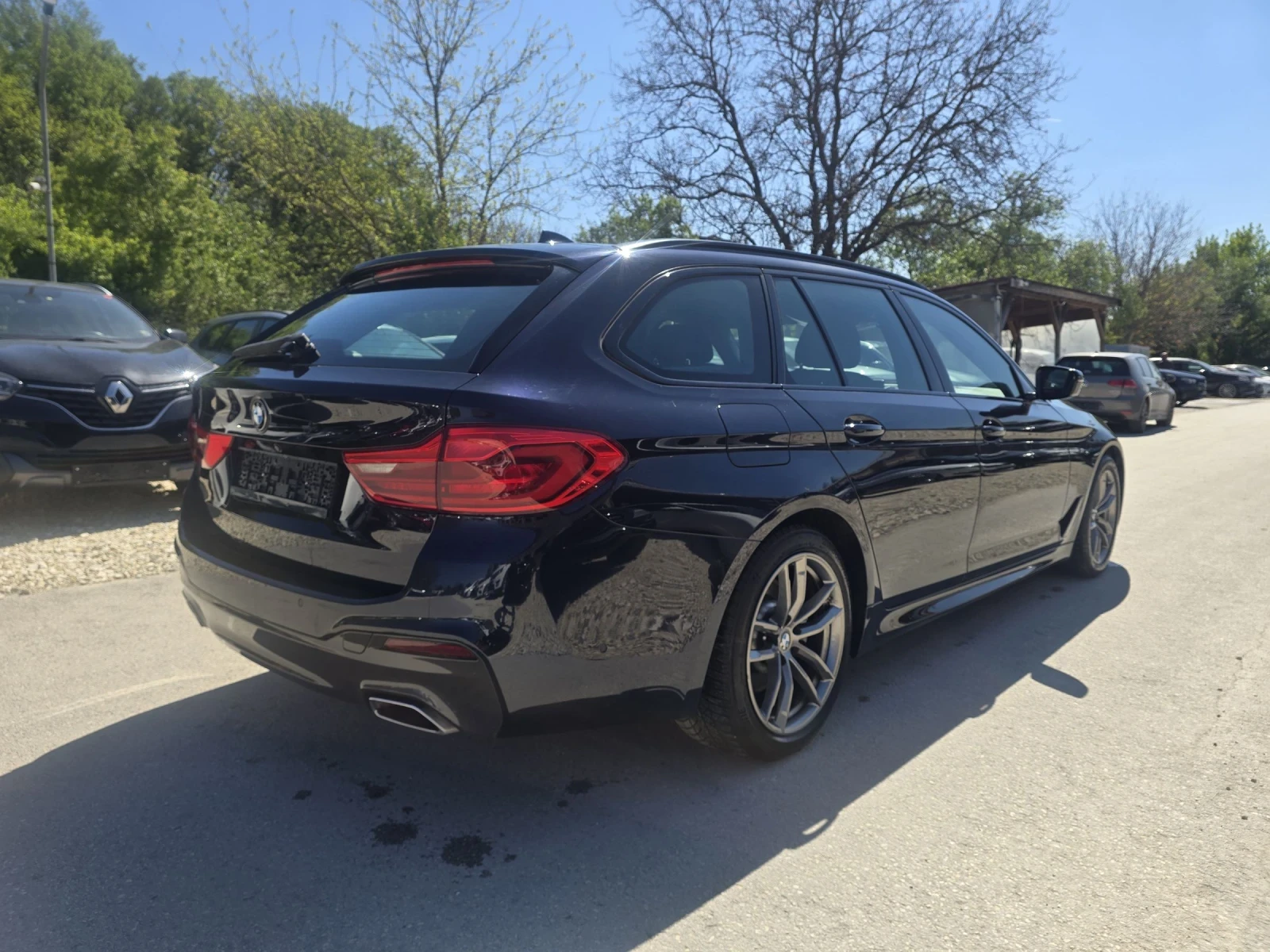 BMW 520 2.0d Msport - изображение 4