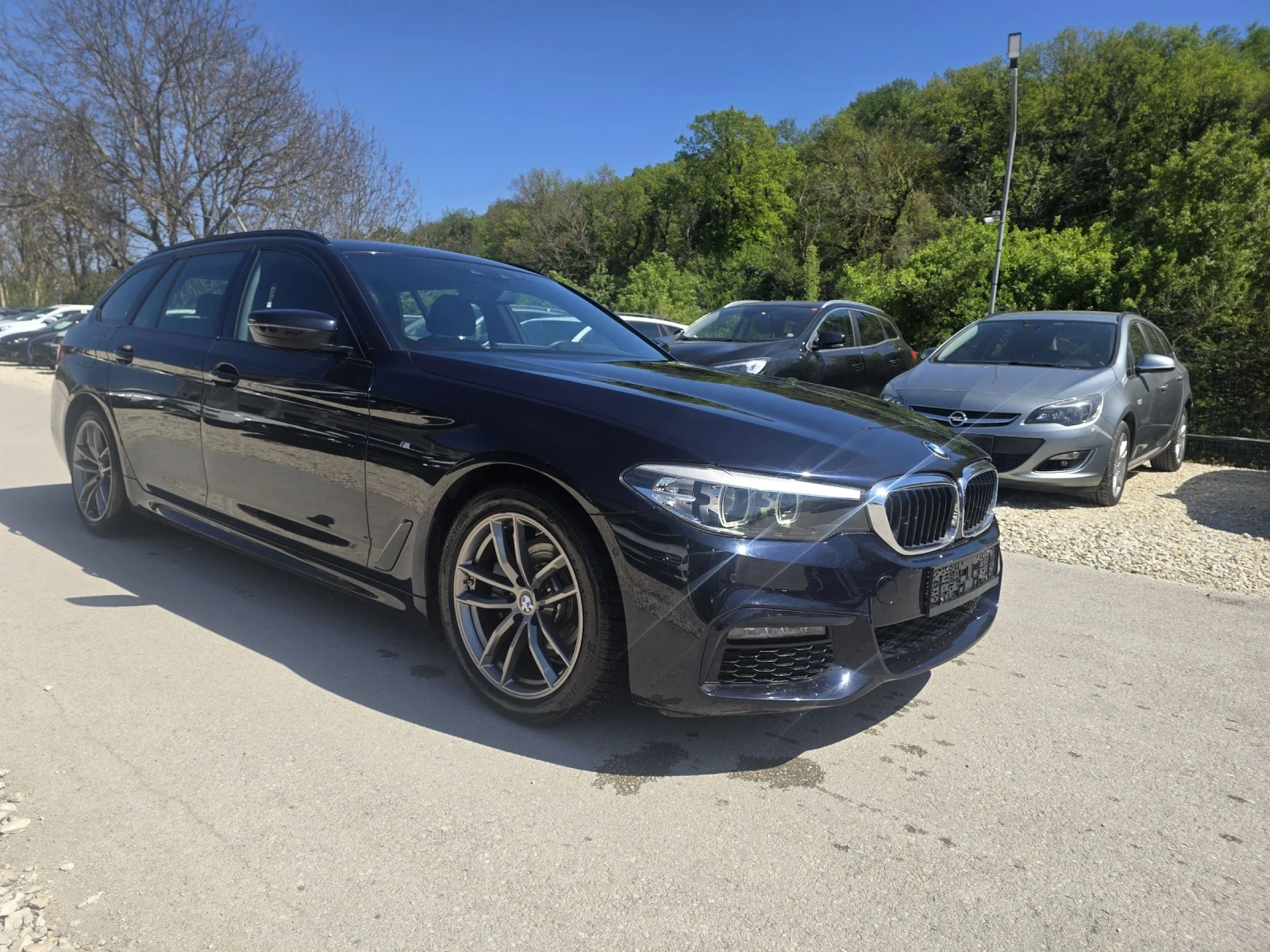 BMW 520 2.0d Msport - изображение 2