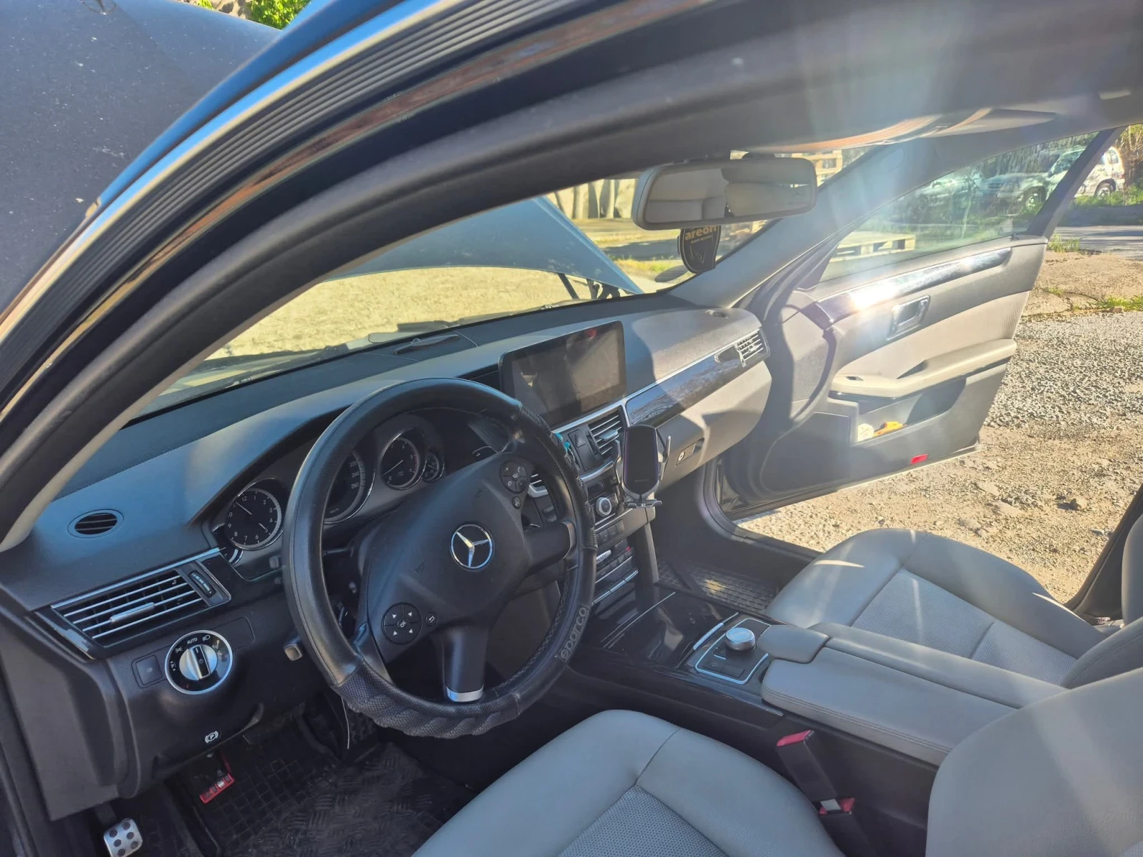 Mercedes-Benz E 350 3.5 - изображение 4