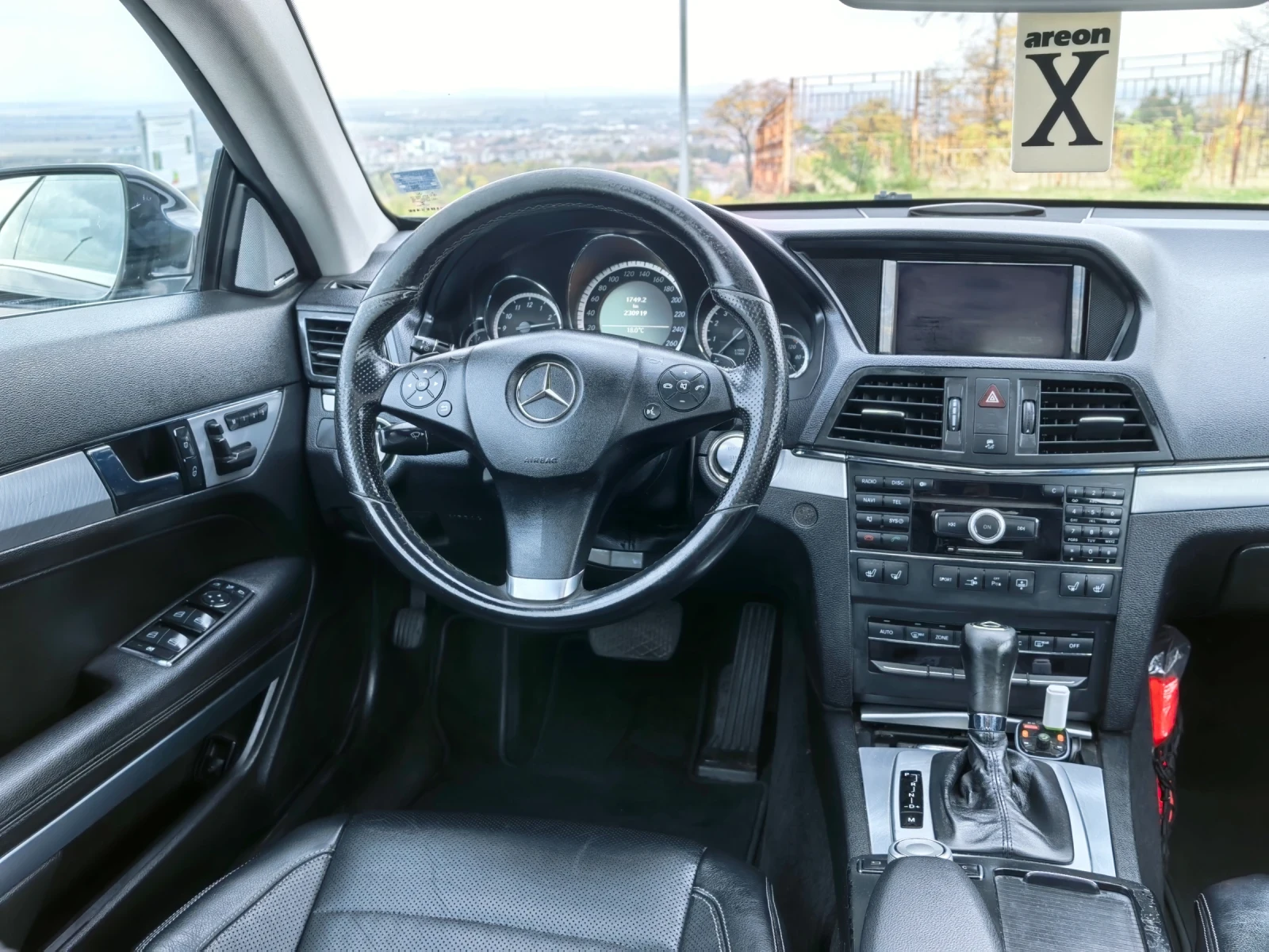 Mercedes-Benz E 500 5.5 V8 * 388 к.с - изображение 5