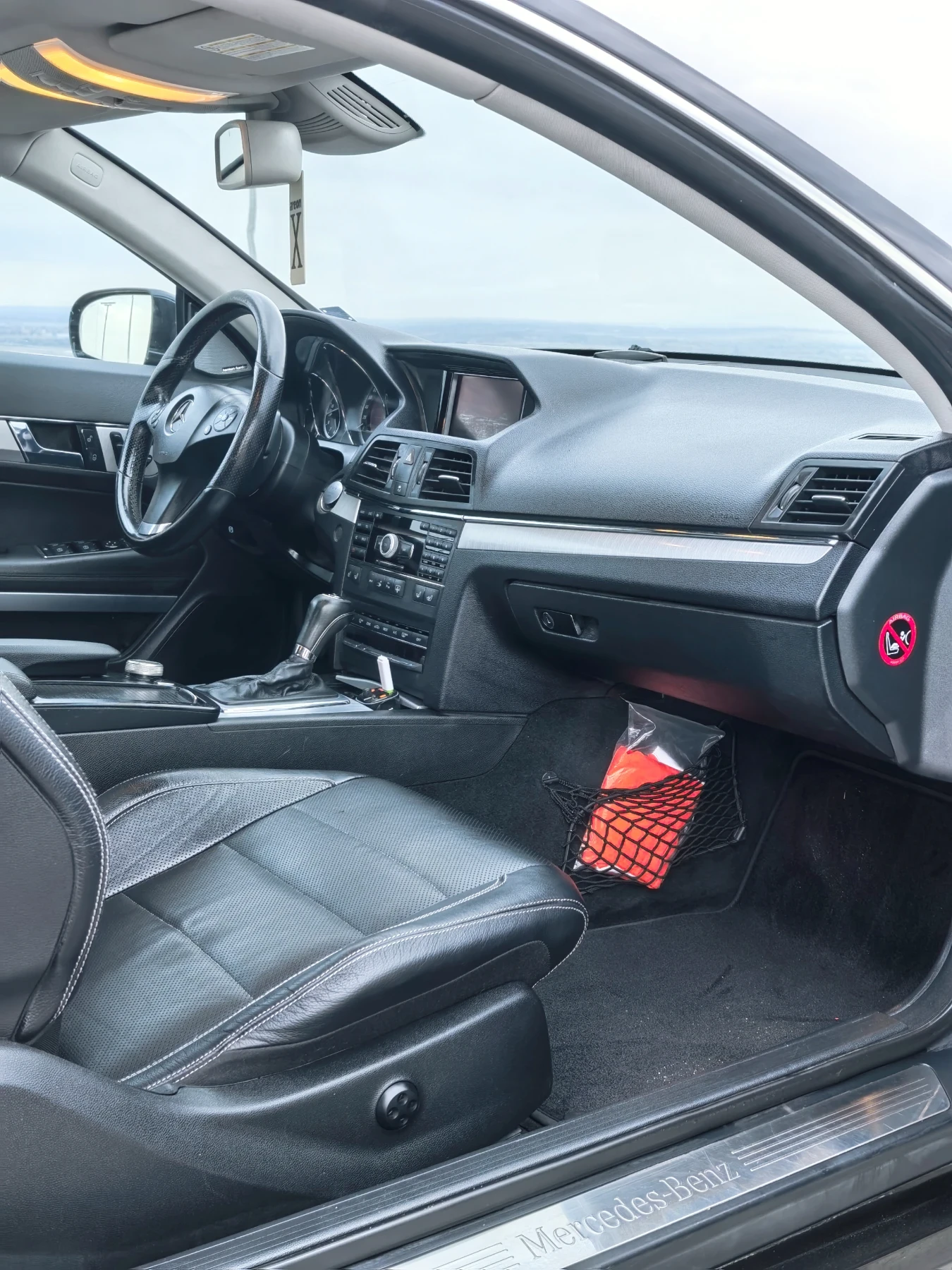 Mercedes-Benz E 500 5.5 V8 * 388 к.с - изображение 9