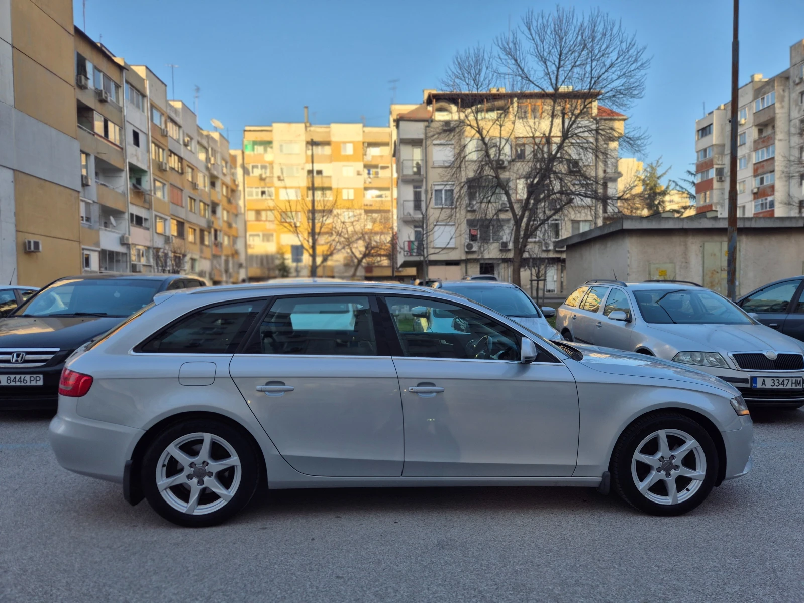 Audi A4 Avant, снимка 8 - Автомобили и джипове - 53838110