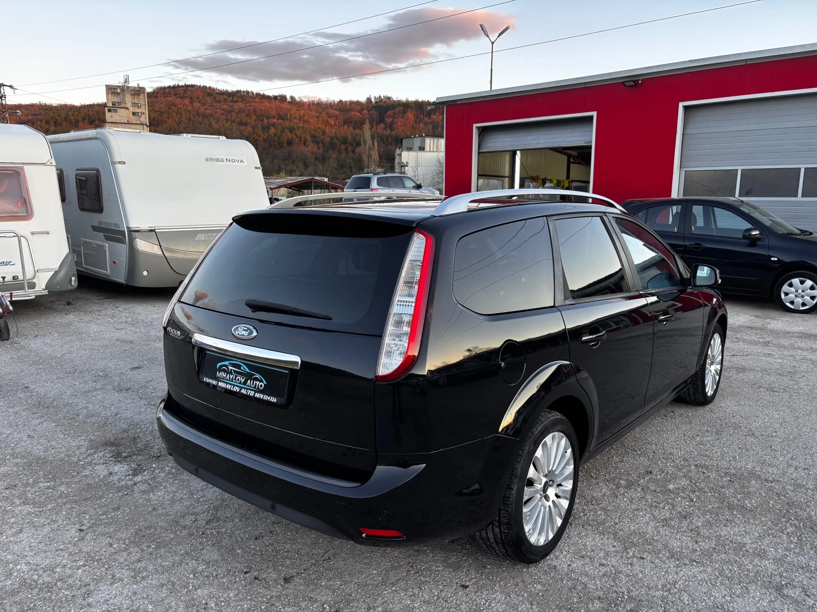 Ford Focus 1.6i , снимка 3 - Автомобили и джипове - 54140659