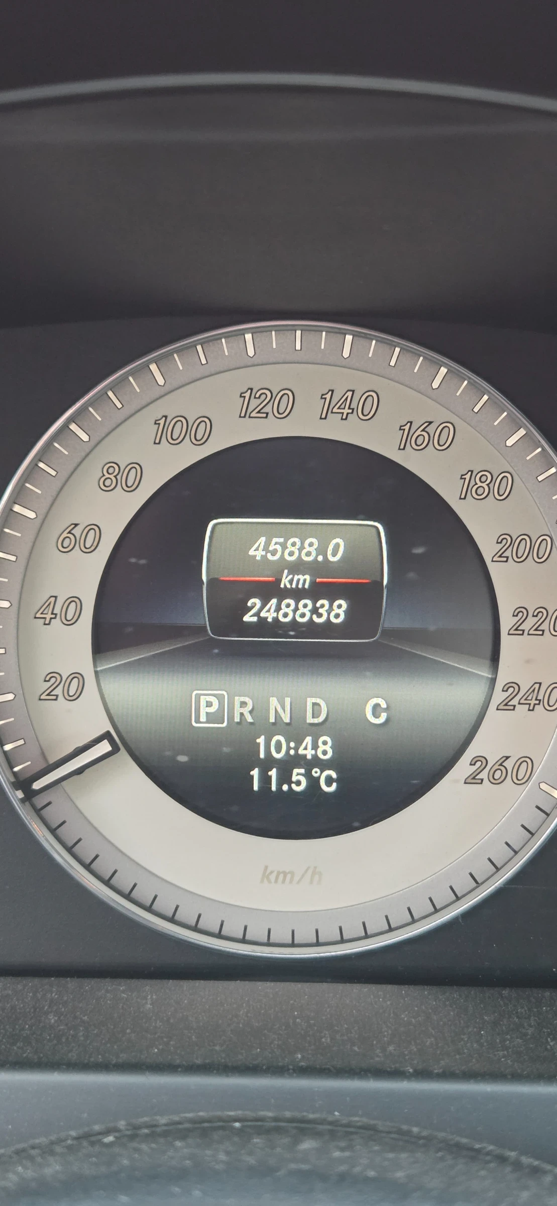 Mercedes-Benz C 220, снимка 7 - Автомобили и джипове - 54167989