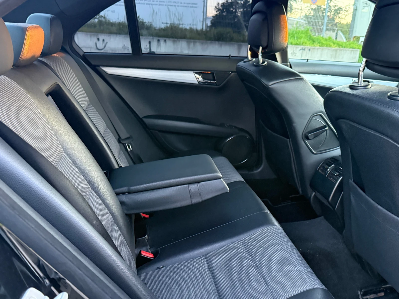 Mercedes-Benz C 220 * CDI 220 * AMG + Печка, снимка 14 - Автомобили и джипове - 54306968