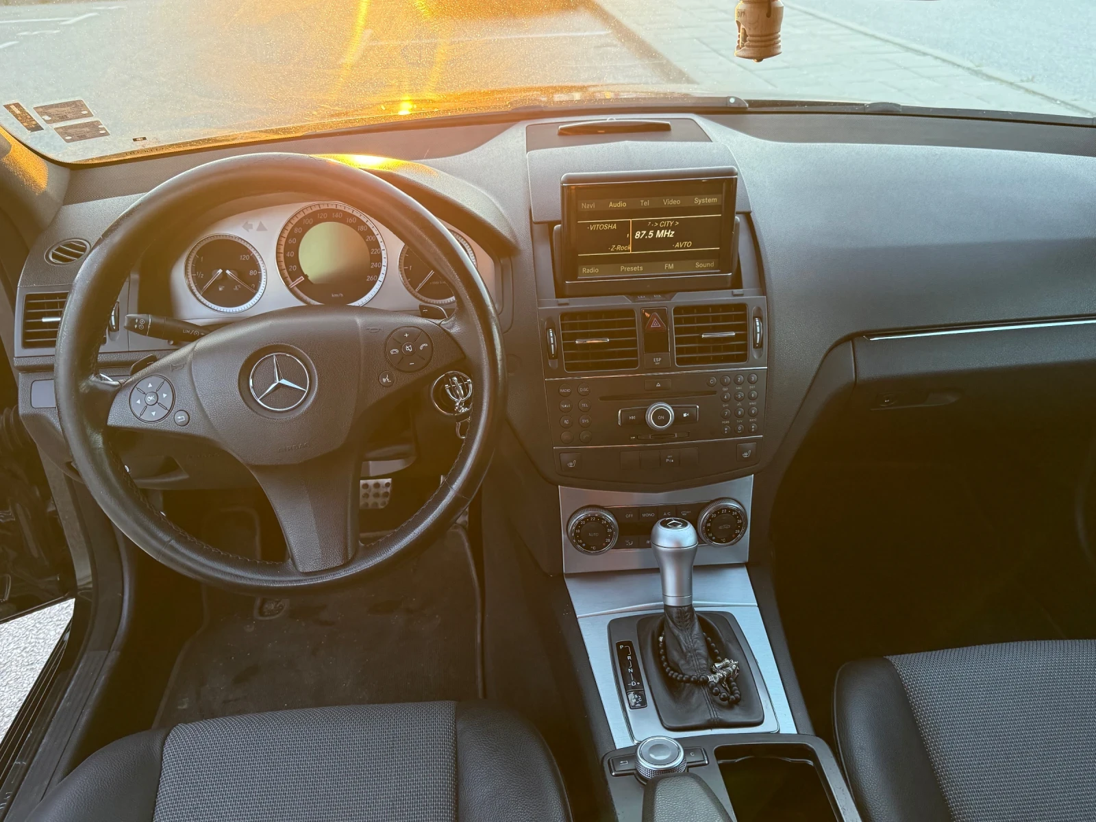 Mercedes-Benz C 220 * CDI 220 * AMG + Печка, снимка 8 - Автомобили и джипове - 54306968
