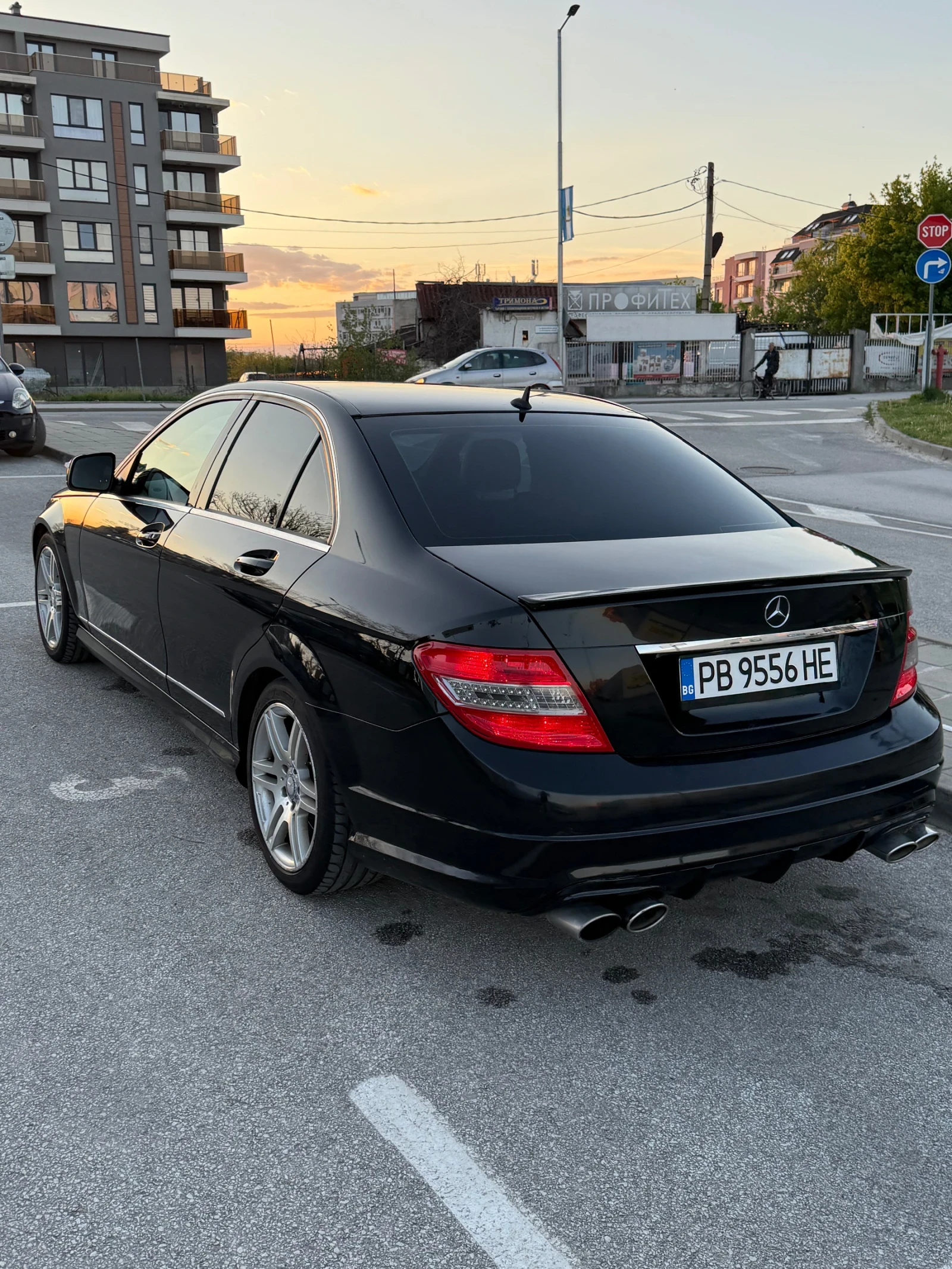 Mercedes-Benz C 220 * CDI 220 * AMG + Печка, снимка 4 - Автомобили и джипове - 54306968