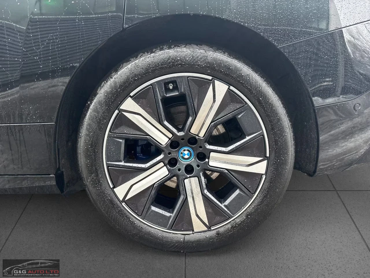 BMW iX xDrive40/326HP/MEMO/360/AHK/H&K/LED/NAVI/231q | Mobile.bg � ����������� 13
