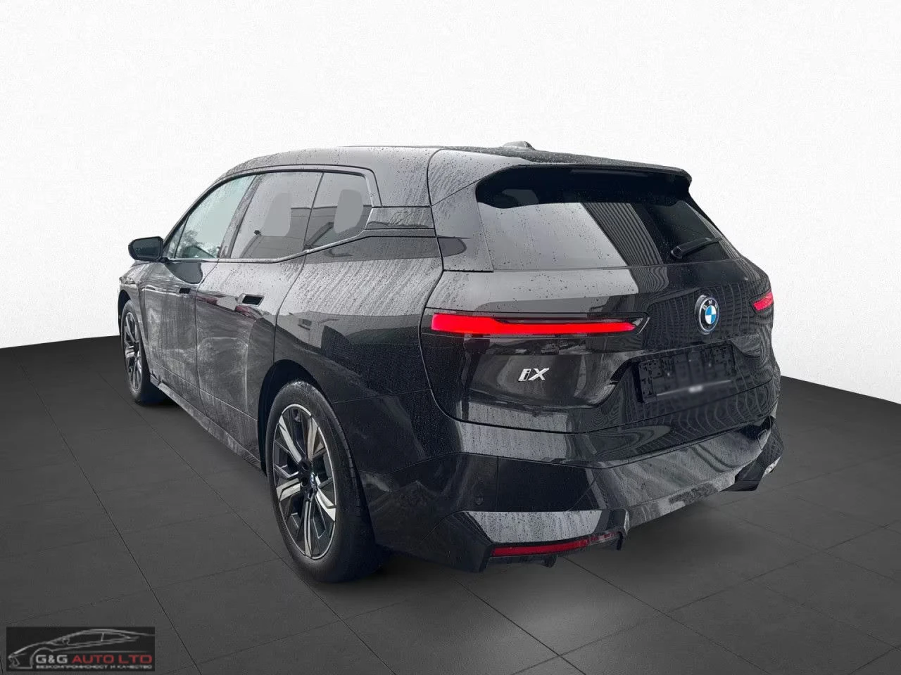 BMW iX xDrive40/326HP/MEMO/360/AHK/H&K/LED/NAVI/231q | Mobile.bg � ����������� 3