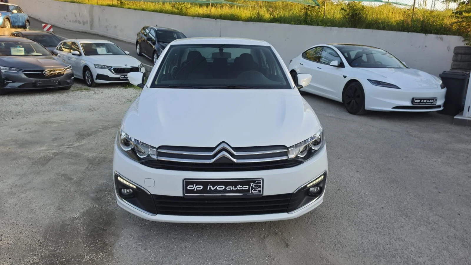 Citroen C-Elysee 1.5 BlueHDI* ОТЛИЧЕН* НАВИ* ТОП ЦЕНА, снимка 7 - Автомобили и джипове - 54705272