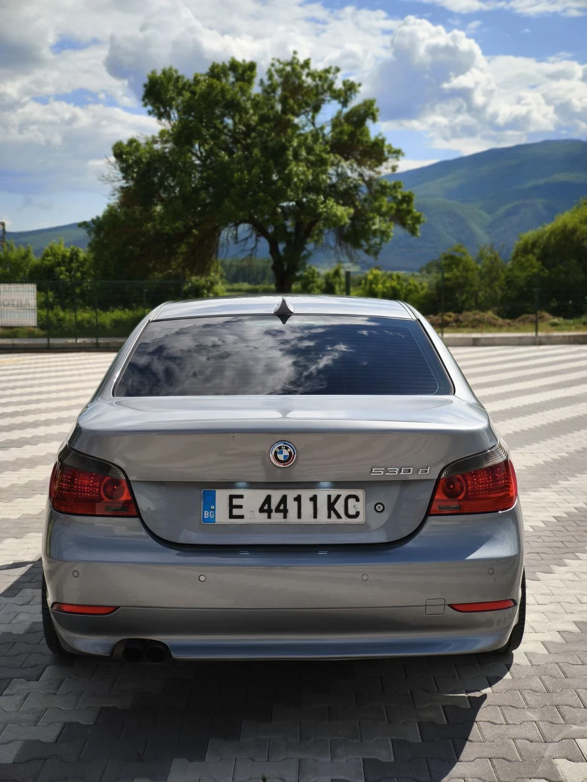 BMW 530, снимка 2 - Автомобили и джипове - 54705979