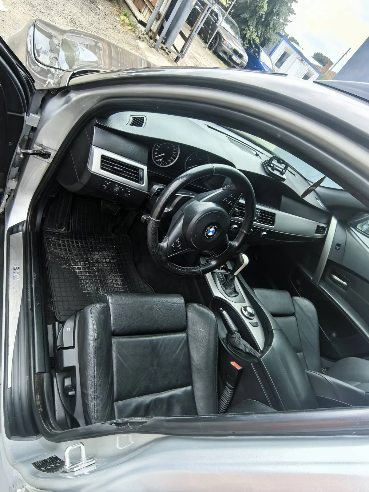 BMW 525 Е61, снимка 3 - Автомобили и джипове - 54884479