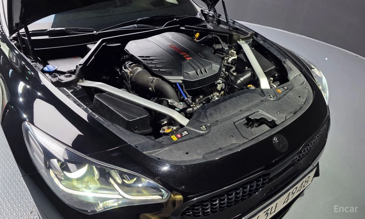 Kia Stinger 3.3* TURBO* AWD* GT* , снимка 13 - Автомобили и джипове - 54939473