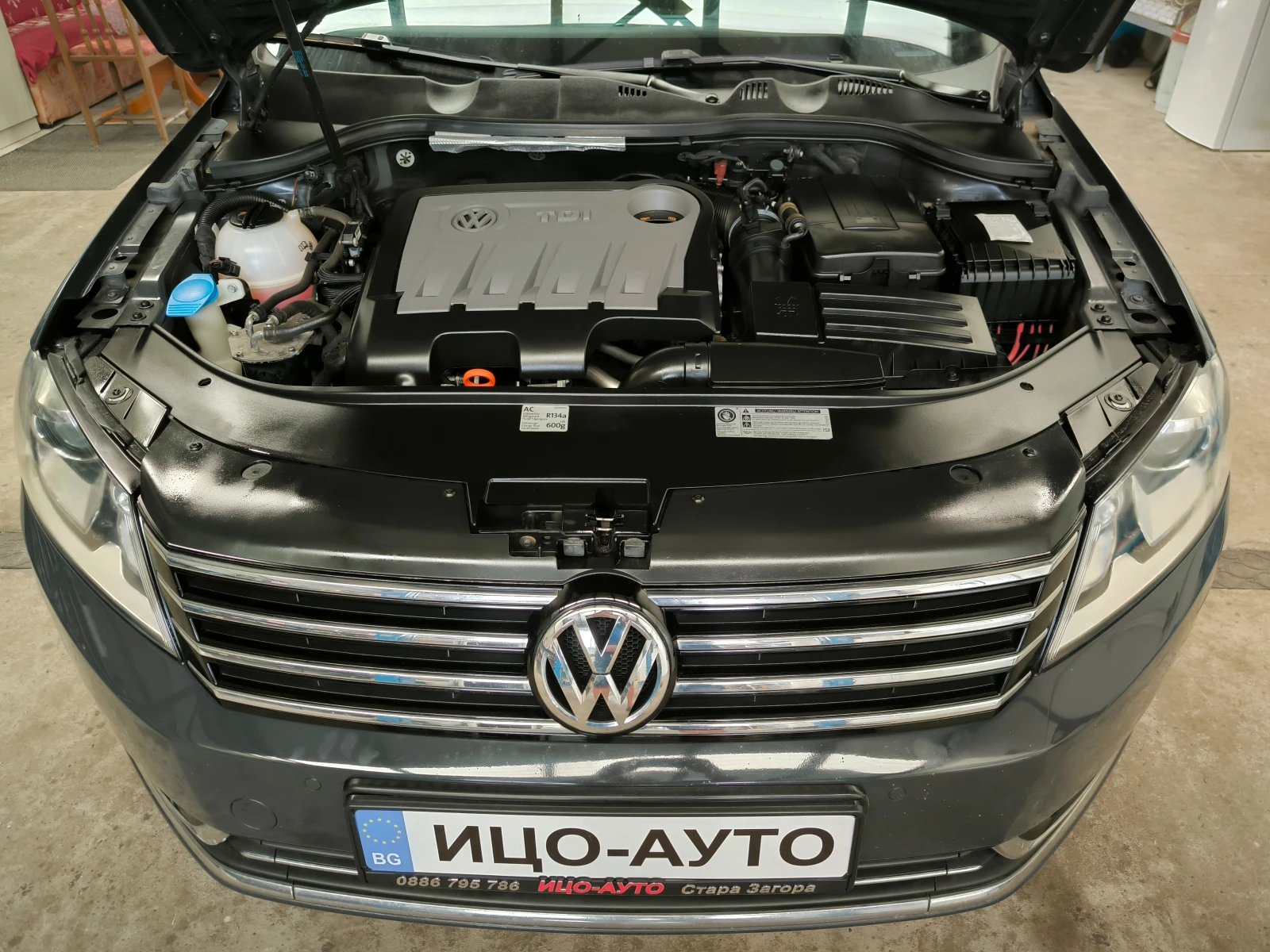 VW Passat 2, 0-170к.с.АВТОМАТ, НАВИ, КОЖА+ НАПА, ХАЙЛАИН, EB, снимка 16 - Автомобили и джипове - 55062176