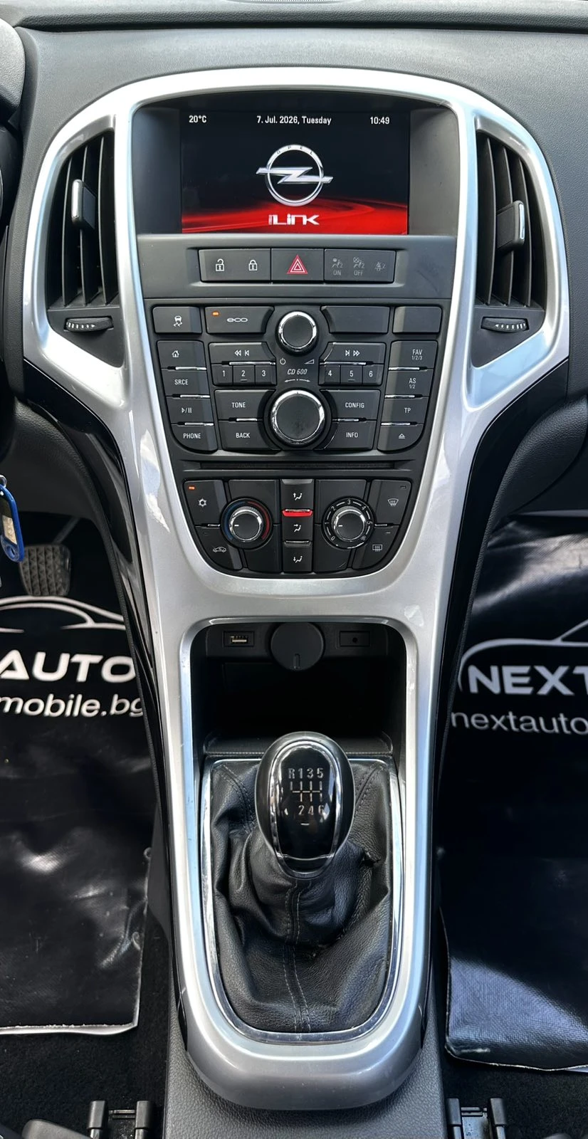Opel Astra 1.6CDTI 136HP КОЖА EURO6B, снимка 11 - Автомобили и джипове - 55187627
