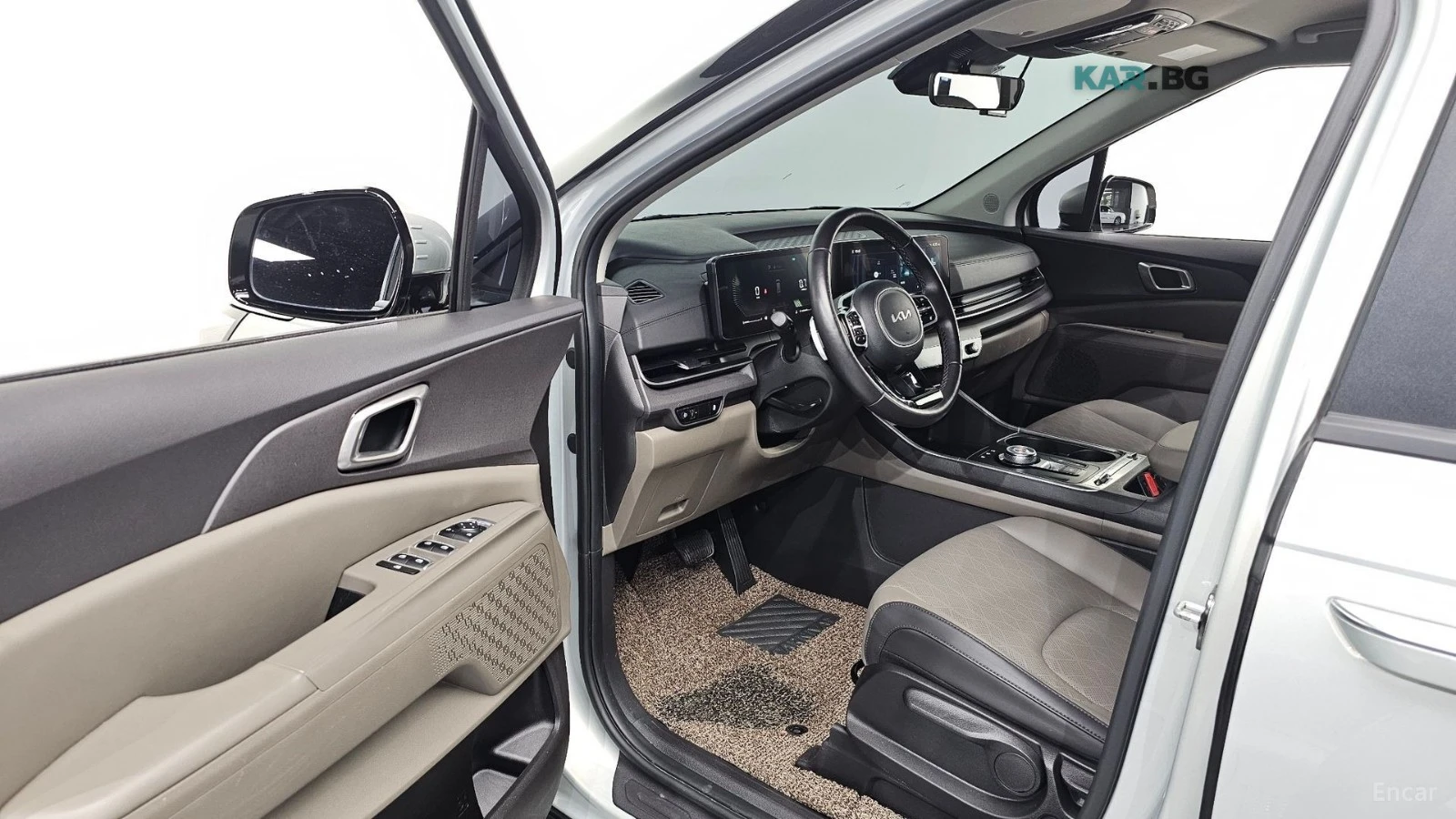 Kia Carnival Prestige* ПОДГРЕВ* ОБДУХВАНЕ* ДИСТРОНИК* КАМЕРА* , снимка 8 - Автомобили и джипове - 55393720