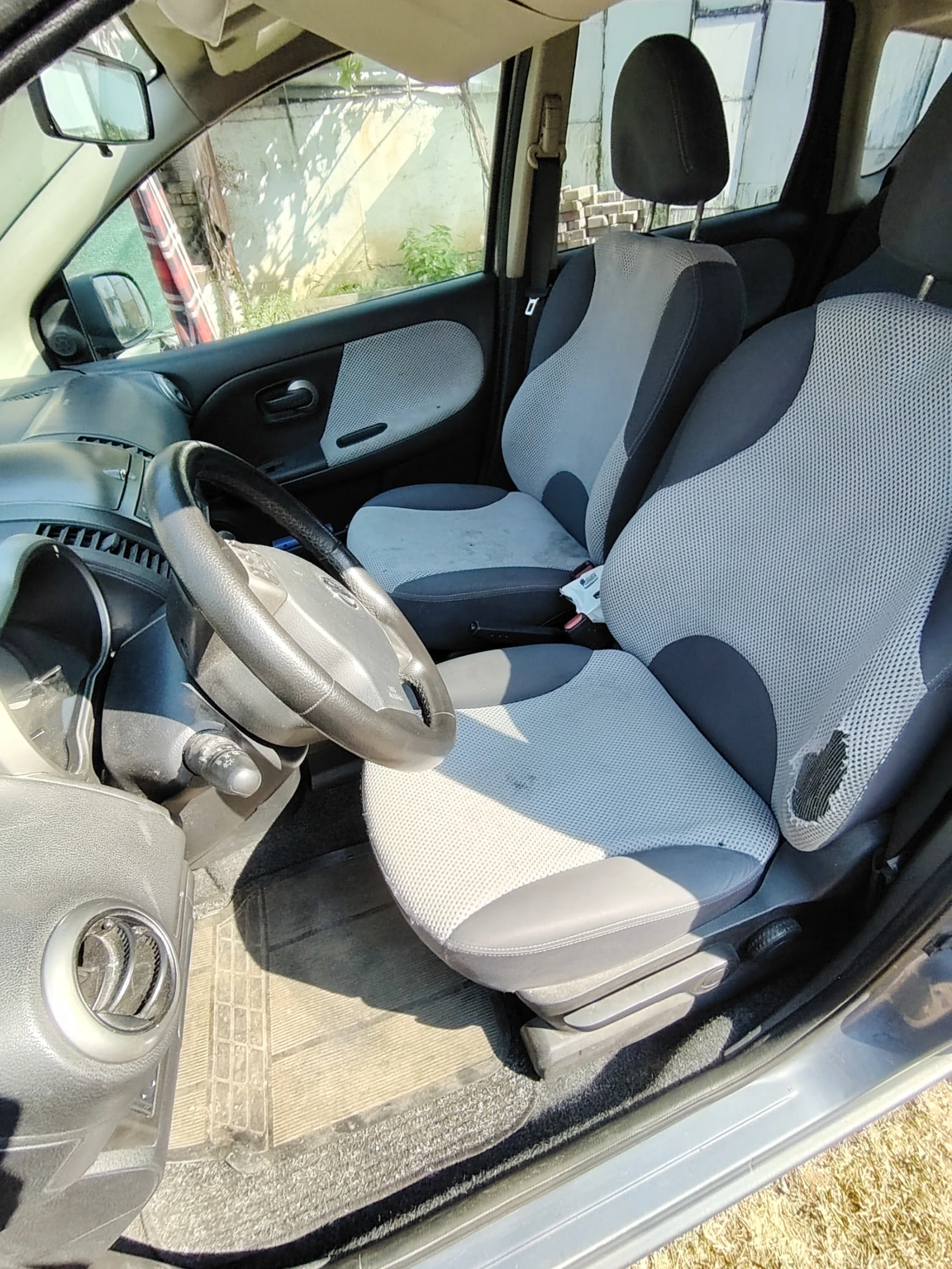 Nissan Note, снимка 11 - Автомобили и джипове - 55596034