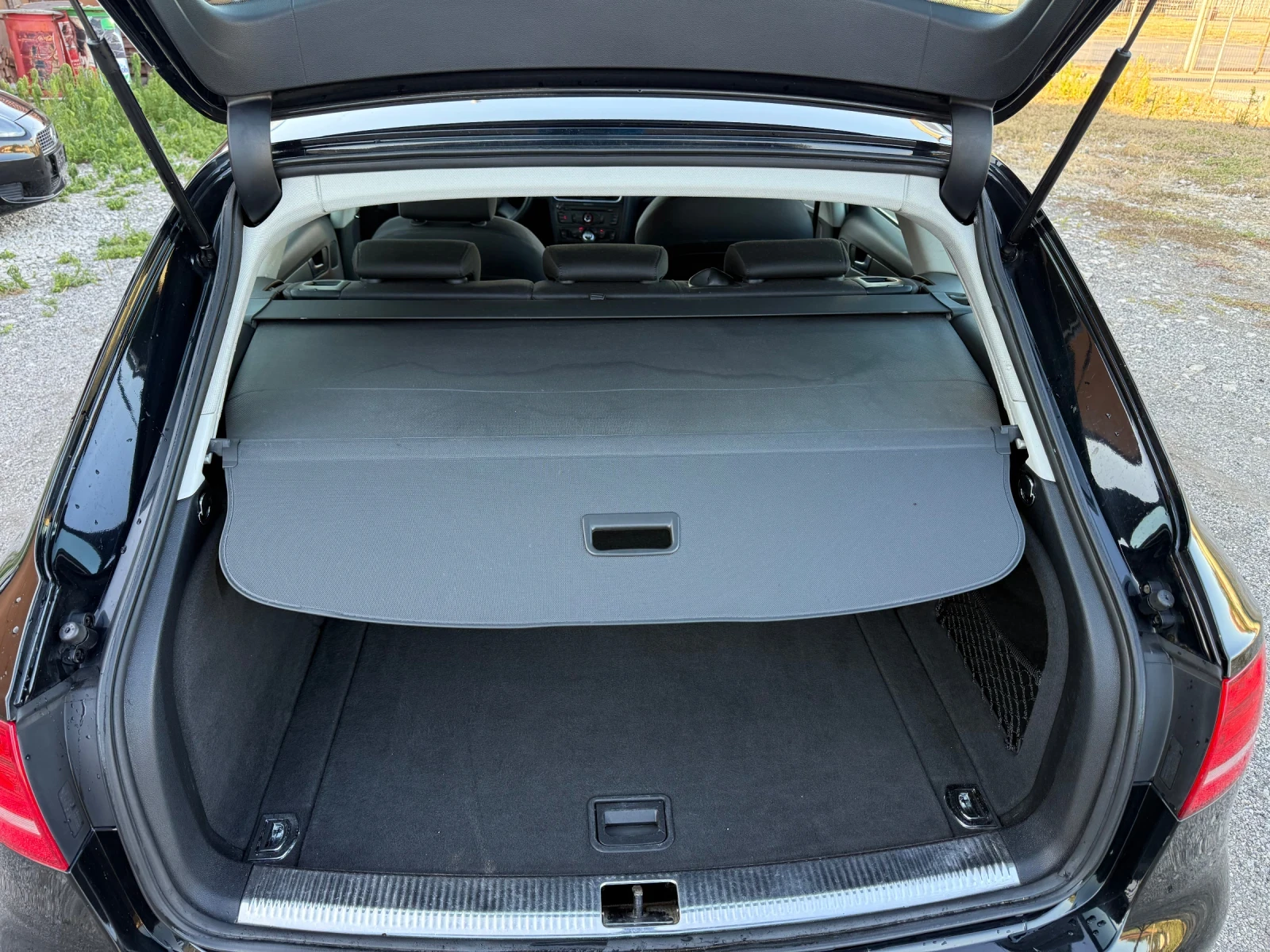 Audi A4 2.0TDI LED 2010г, снимка 15 - Автомобили и джипове - 55596332