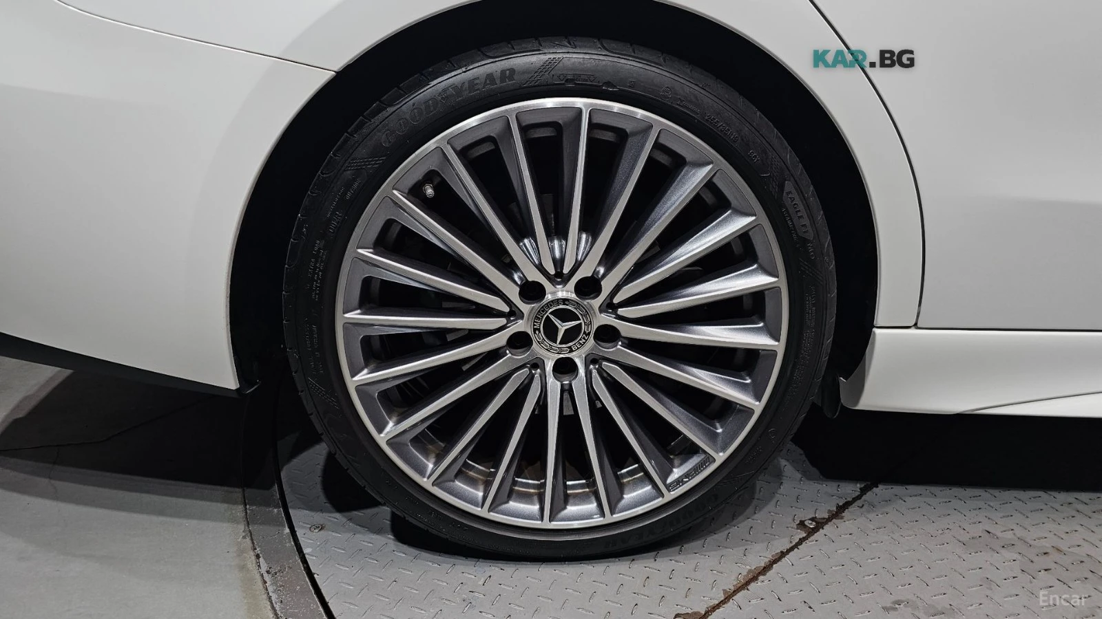 Mercedes-Benz C 300 4MATIC* AMG LINE* �������* BURMASTER* PANO* 360 | Mobile.bg � ����������� 5