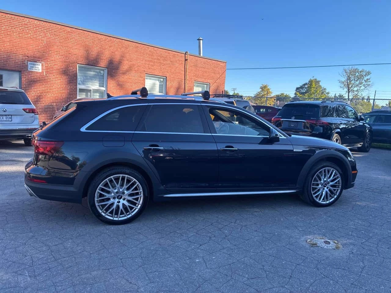 Audi A4 Allroad Progressiv * CARFAX * АВТОКРЕДИТ * , снимка 3 - Автомобили и джипове - 56202000