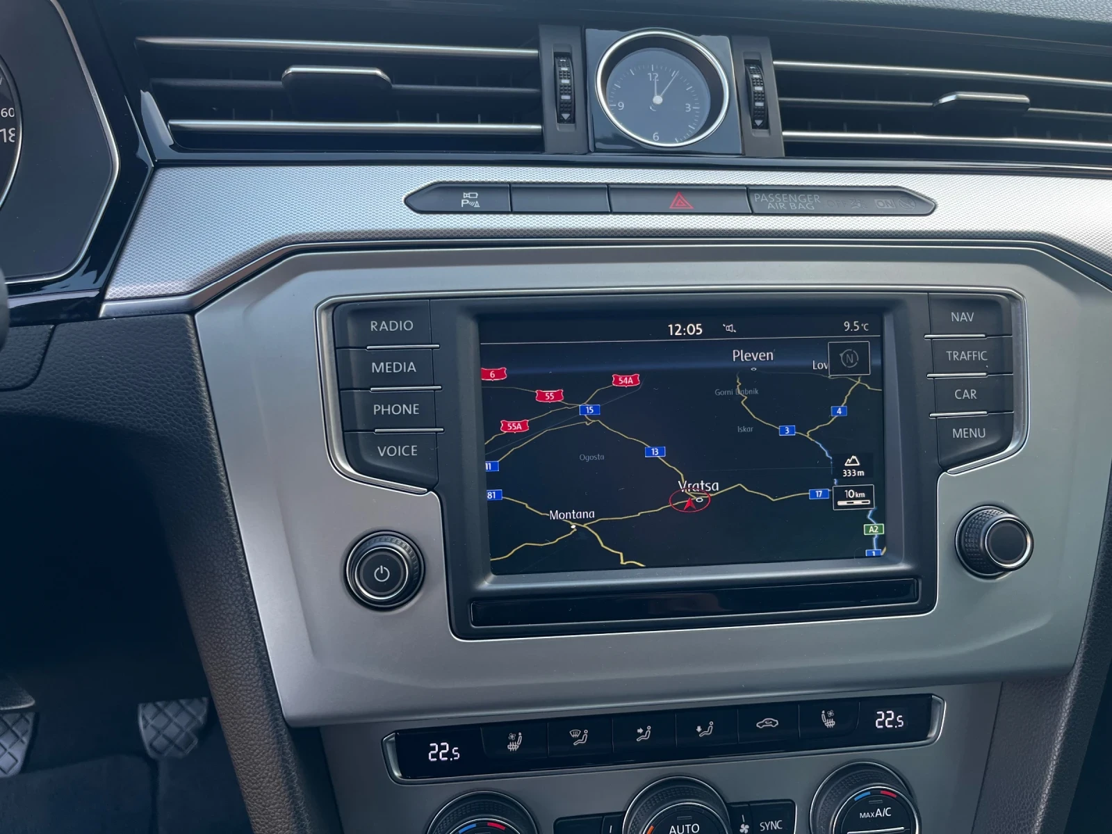 VW Passat 2.0tdi R-Line , снимка 7 - Автомобили и джипове - 56647480