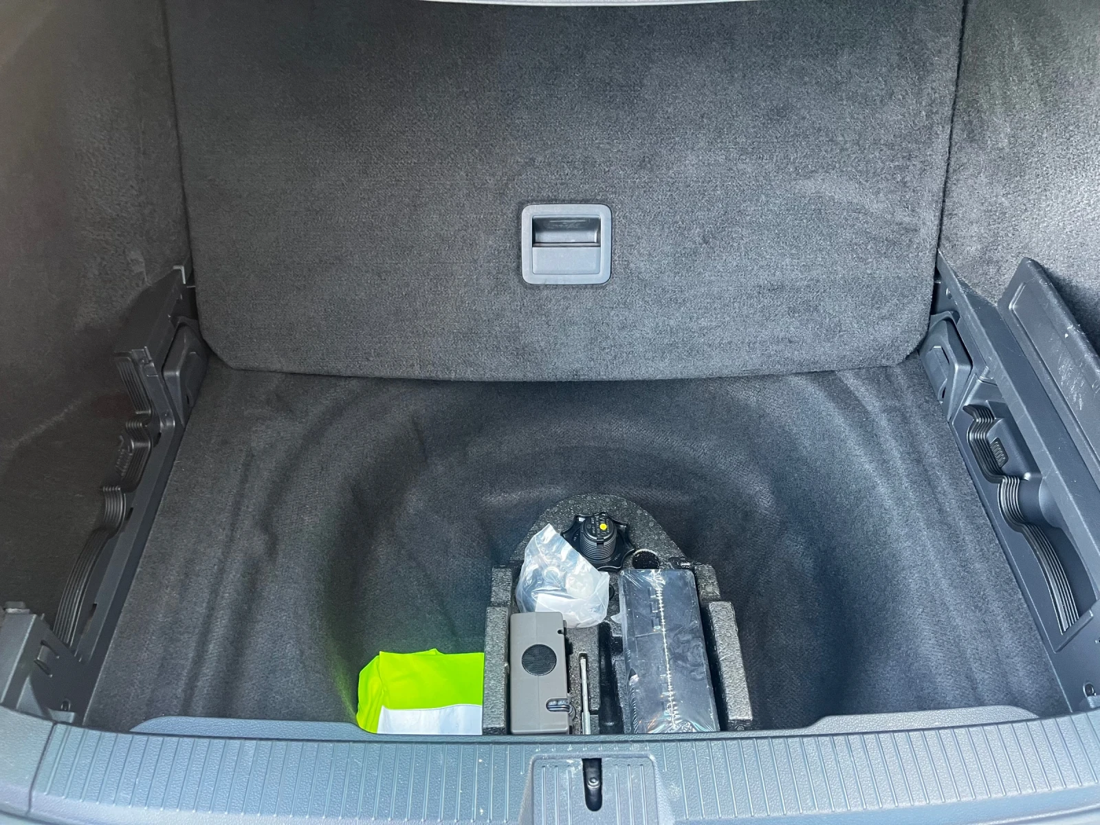 VW Passat 2.0tdi R-Line , снимка 13 - Автомобили и джипове - 56647480