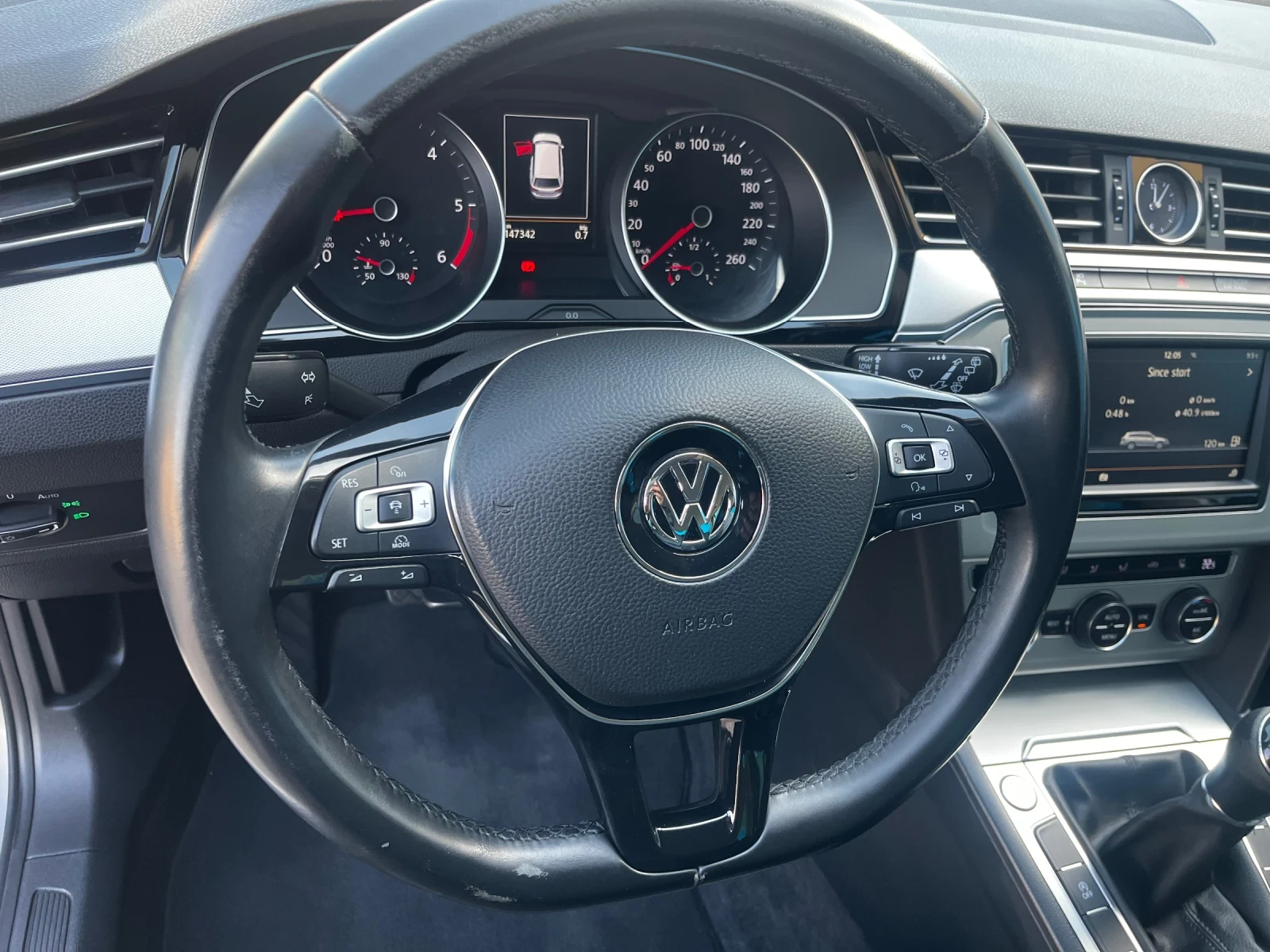 VW Passat 2.0tdi R-Line , снимка 5 - Автомобили и джипове - 56647480