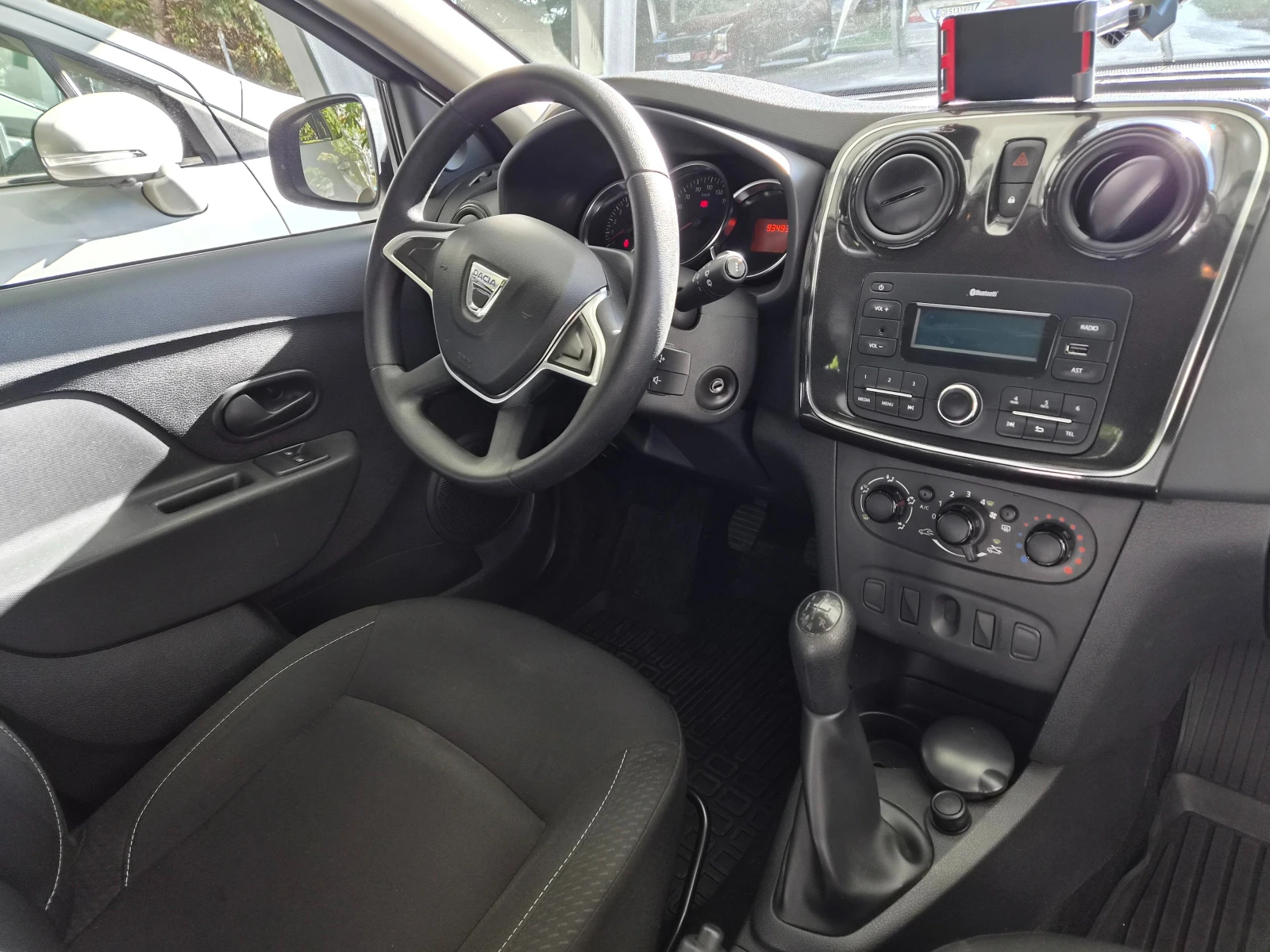 Dacia Logan MCV, снимка 9 - Автомобили и джипове - 56651690
