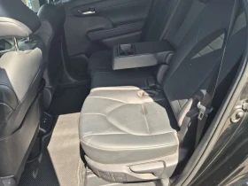 Toyota Highlander XLE| PANO| ПОДГРЕВИ| 2 КЛЮЧА| 7 МЕСТЕН| , снимка 10