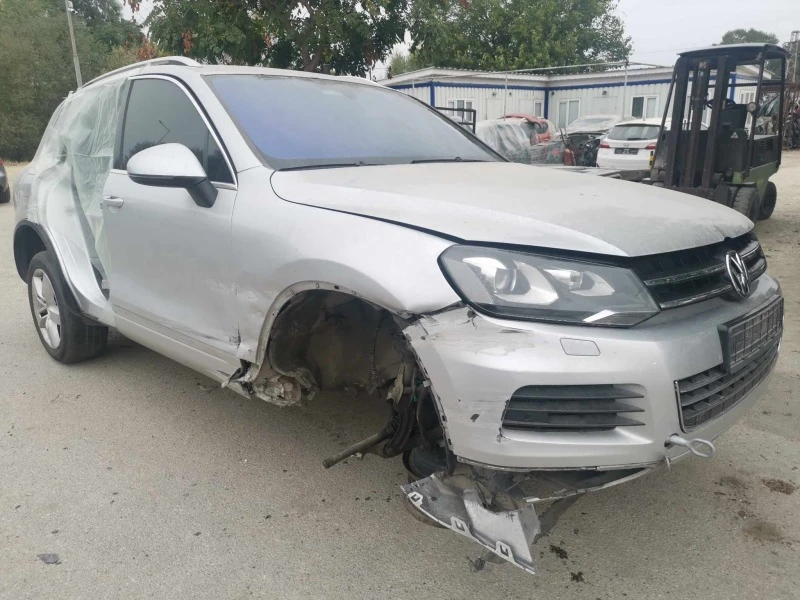 VW Touareg 3.0tdi, снимка 3 - Автомобили и джипове - 42626662