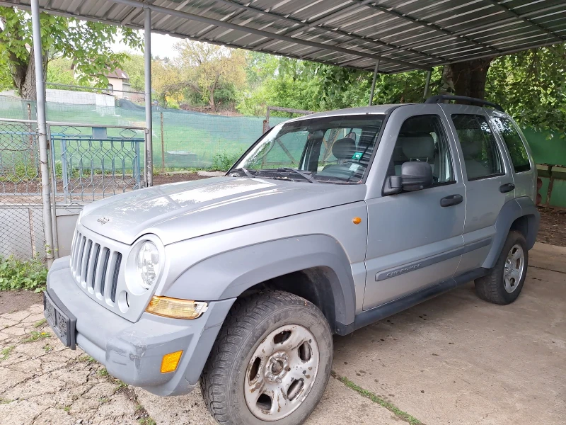 Jeep Cherokee, снимка 4 - Автомобили и джипове - 47533432