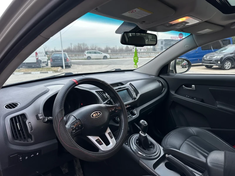 Kia Sportage, снимка 5 - Автомобили и джипове - 48633486