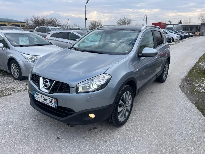 Nissan Qashqai 2.0i Automatic Full Options, снимка 1 - Автомобили и джипове - 48995172