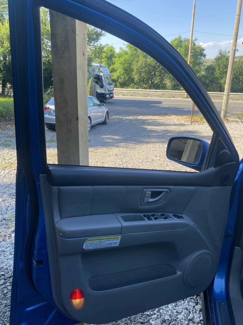 Kia Sorento 2.5D, снимка 9 - Автомобили и джипове - 52625103