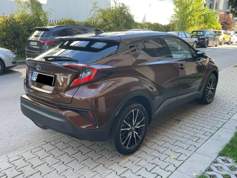 Toyota C-HR 1.8 Hybrid e-CVT Classy, снимка 3 - Автомобили и джипове - 51967352