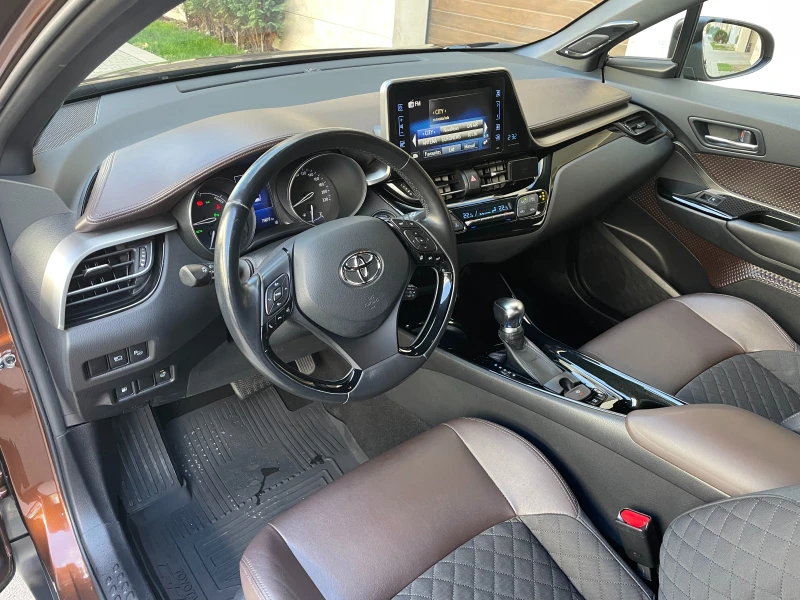 Toyota C-HR 1.8 Hybrid e-CVT Classy, снимка 7 - Автомобили и джипове - 51967352