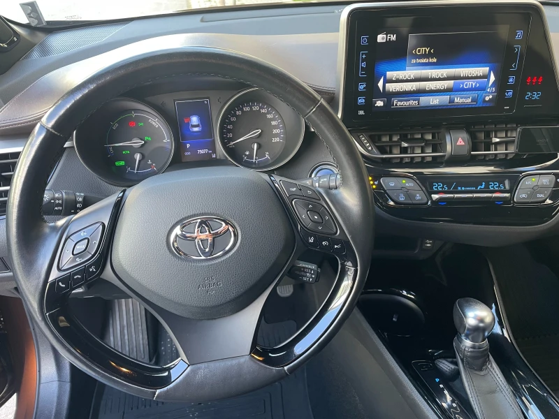 Toyota C-HR 1.8 Hybrid e-CVT Classy, снимка 10 - Автомобили и джипове - 51967352