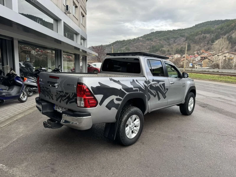 Toyota Hilux, снимка 10 - Автомобили и джипове - 52896115