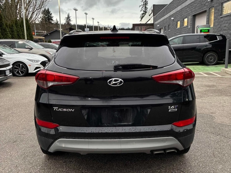 Hyundai Tucson * Noir * CARFAX * БЕЗ ПЪРВОНАЧАЛНА ВНОСКА, снимка 4 - Автомобили и джипове - 52908365