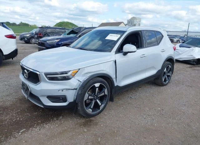 Volvo XC40 T5 MOMENTUM 4X4 ФИКСИРАНА ЦЕНА ДО БЪЛГАРИЯ!, снимка 1 - Автомобили и джипове - 47939761