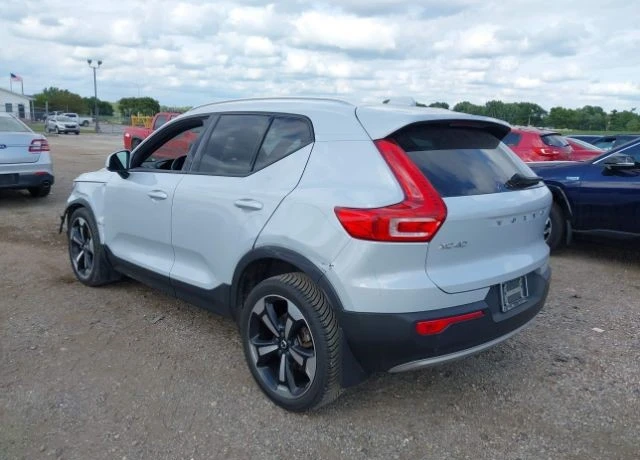 Volvo XC40 T5 MOMENTUM 4X4 ФИКСИРАНА ЦЕНА ДО БЪЛГАРИЯ!, снимка 6 - Автомобили и джипове - 47939761