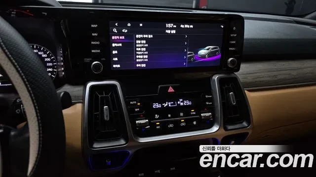 Kia Sorento 2.5 PRESTIGE! !!УНИКАТ!! !КАМЕРИ!, снимка 14 - Автомобили и джипове - 54965355