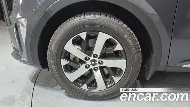 Kia Sorento 2.5 PRESTIGE! !!УНИКАТ!! !КАМЕРИ!, снимка 5 - Автомобили и джипове - 54965355