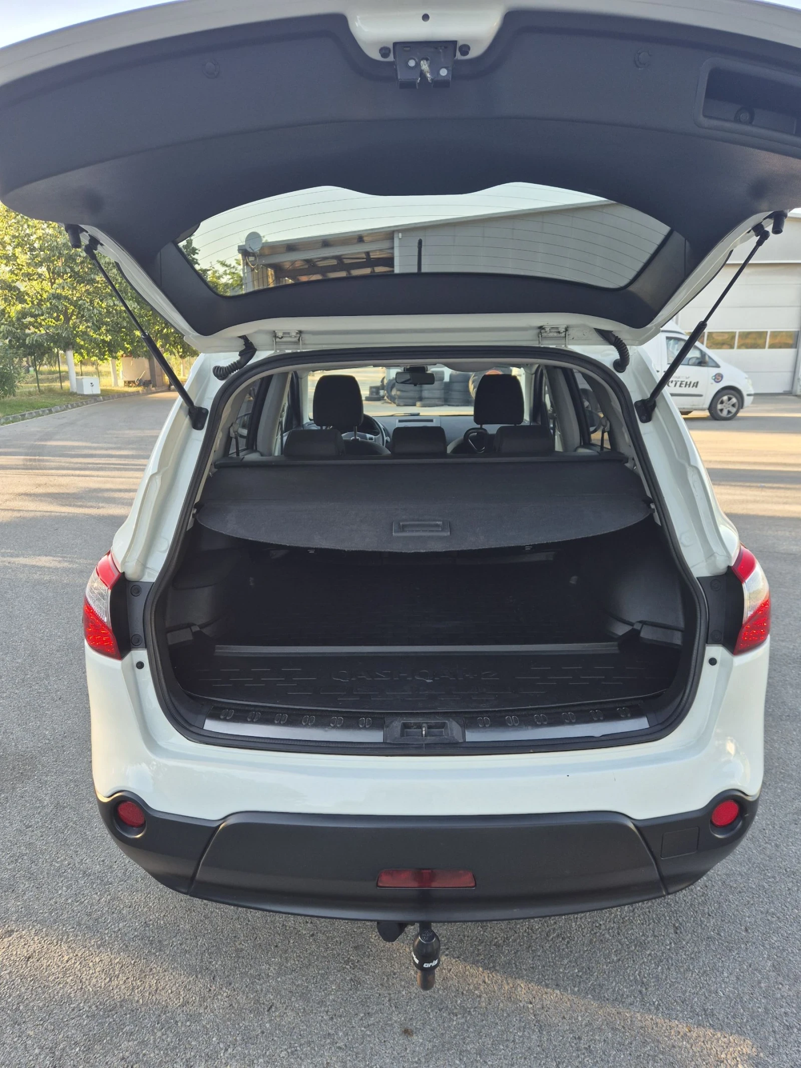 Nissan Qashqai + 2 - изображение 9