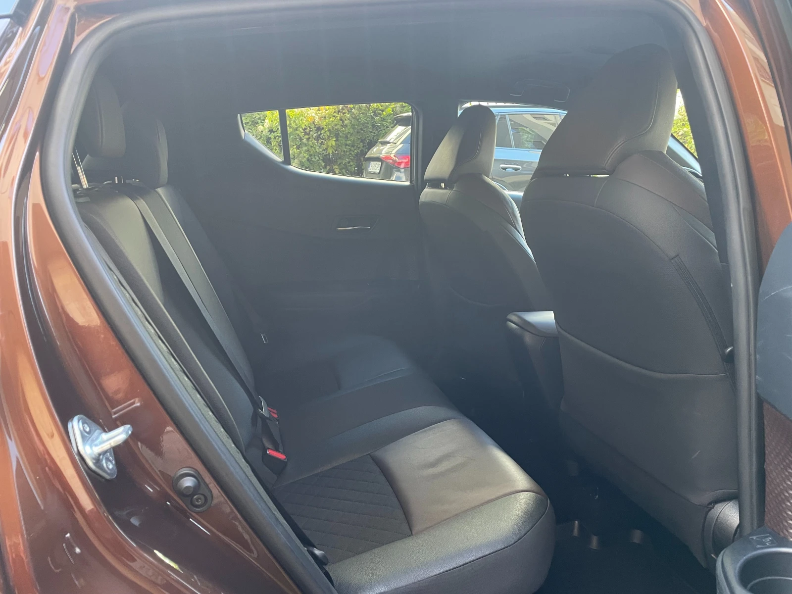 Toyota C-HR 1.8Hybrid e-CVT Classy | Mobile.bg   14