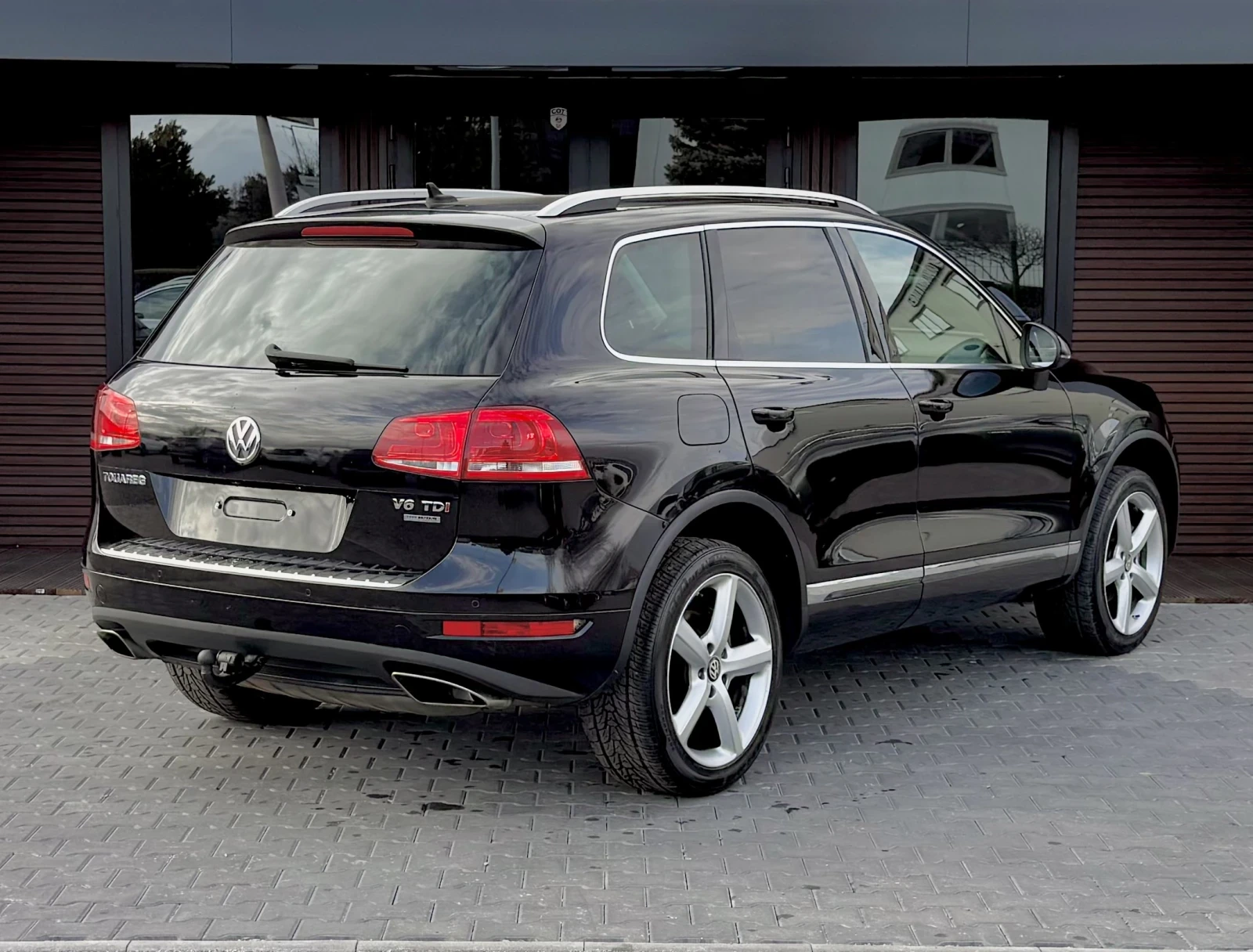 VW Touareg 3.0 TDI BLUE MOTION, снимка 5 - Автомобили и джипове - 53450604