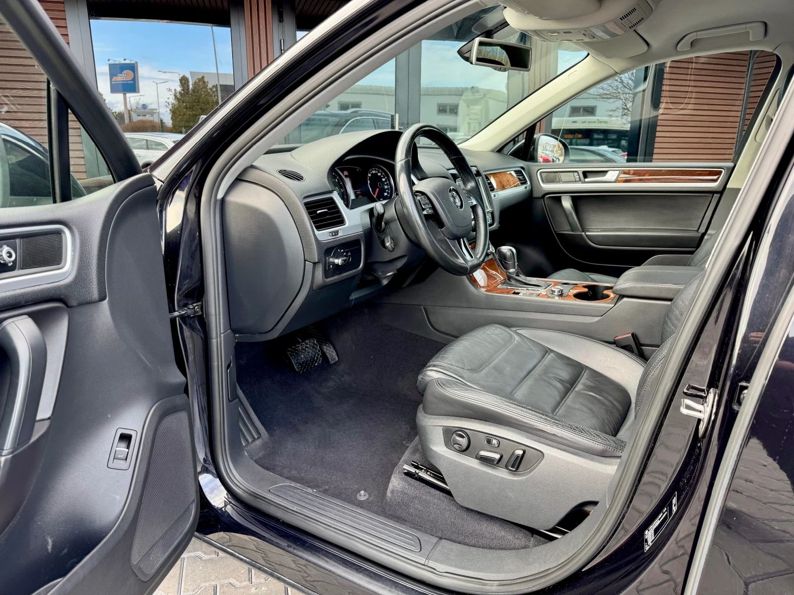 VW Touareg 3.0 TDI BLUE MOTION - изображение 7