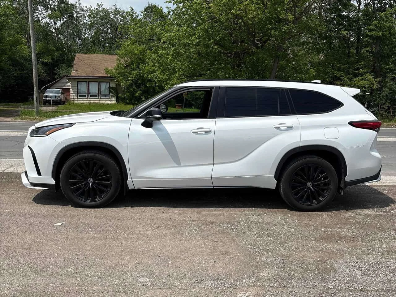 Toyota Highlander * AWD * ПОДГРЕВ * ОТ ПРЕДСТАВИТЕЛСТВО, снимка 3 - Автомобили и джипове - 54883335